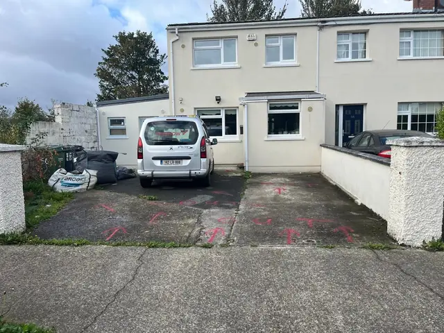 Driveway Before Resurfacing project by Blackthorne